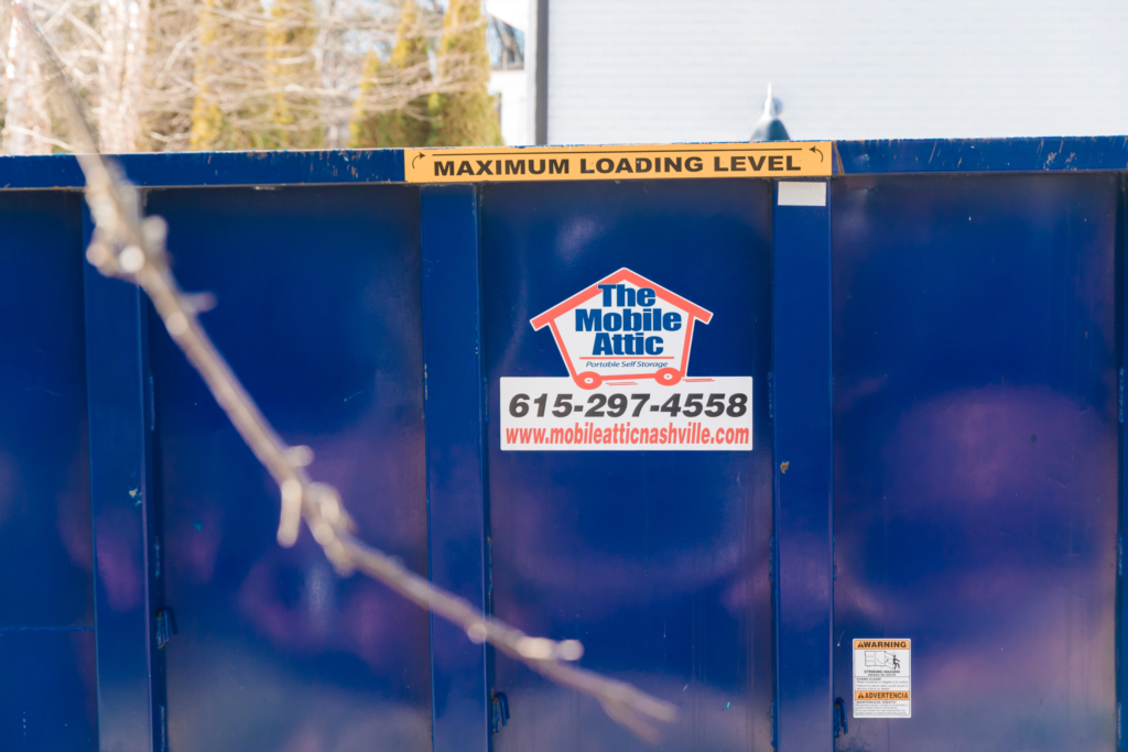 Dumpster rental trucks in Rutherford County